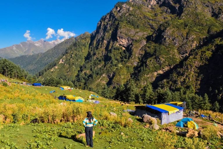 kheerganga trek safe