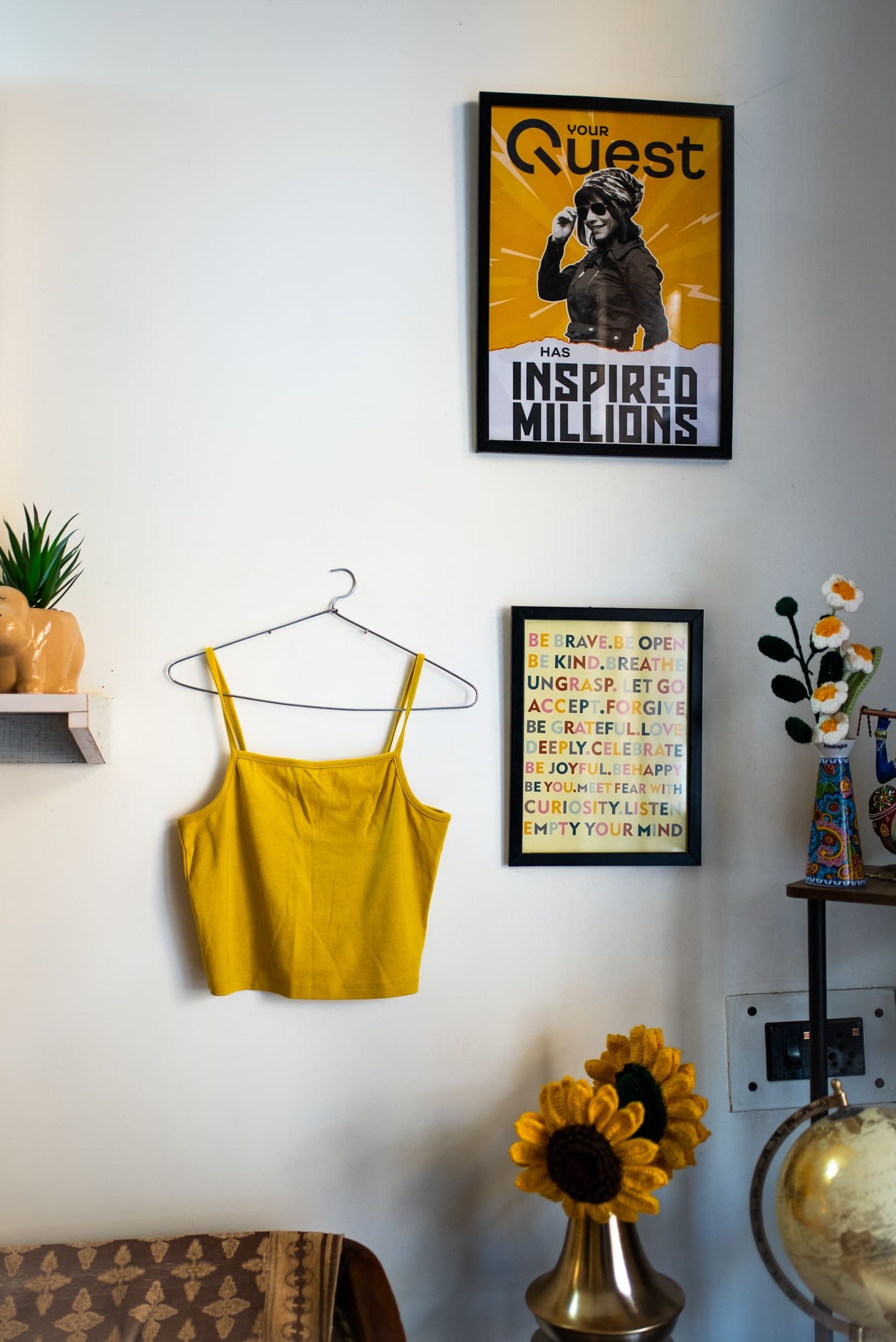 Tokyo Talkies Crop Top (Size M)