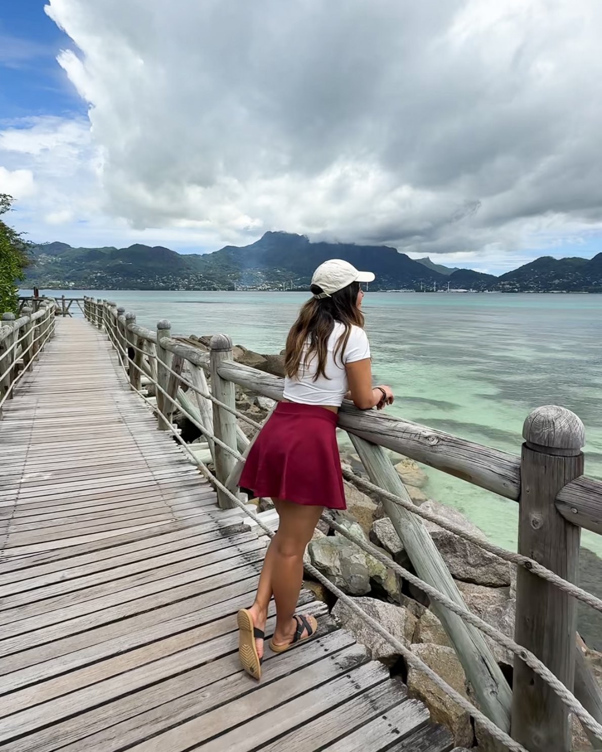 Red Skirt – Forever21 (Size M)